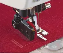 SENSOR ONE-STEP BUTTONHOLE FOOT (5, 6, 7) (NOT FOR 415, 350, EMERALD™ SERIES, EDEN ROSE™ 250 M, TRIBUTE™ 140M, 145M)