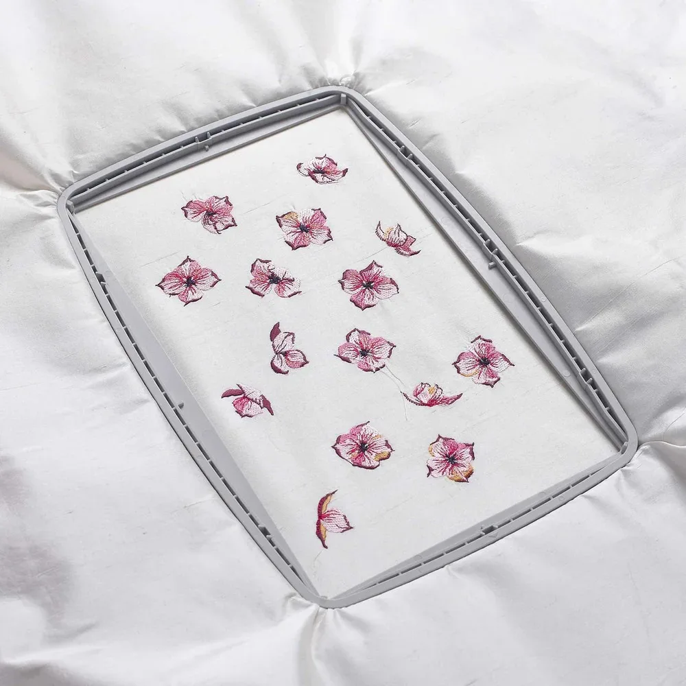 DESIGNER JEWEL HOOP 240MM X 150MM