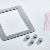 MEDIUM METAL HOOP 180MM X 130MM